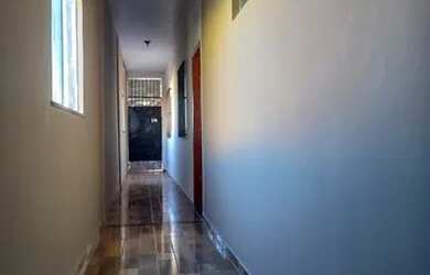 Imagem: A casa possui 1 Dormitório, 1 Banheiro e está localizado