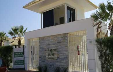 Imagem: A casa em condomínio possui 3 Dormitórios, 4 Banheiros, 2