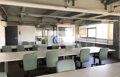 Imagem: O depósito possui 5 Vagas na garagem, 670m² de Área, Imóvel