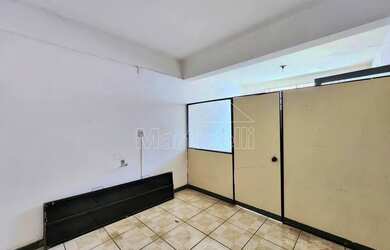 Imagem: O depósito possui 50m² de Área e está localizado em Campos