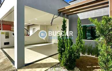 Imagem: Casa 2/4 reformada no sim com varanda e energia solar, bairro