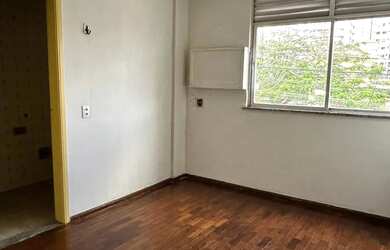 Imagem 4: Aluga-se. Varanda, 115m² de Área, 2 Banheirose3 Dormitórios