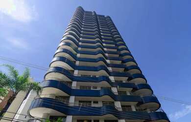 Imagem: O apartamento possui 4 Dormitórios, 5 Banheiros, 2 Vagas na