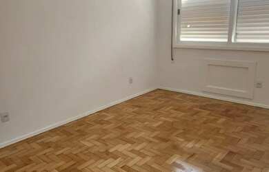 Imagem 1: Imóvel para aluguel possui 84 metros quadrados com 3 quartos em Auxiliadora - Porto Alegre