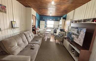 Imagem 5: Casa de Madeira à Venda em Paulo Lopes/SC Bairro Morro do Freitas