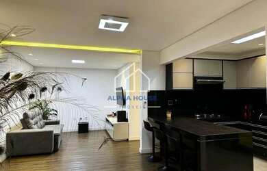 Imagem: O apartamento possui 3 Dormitórios, 1 Banheiro, 3 Vagas na