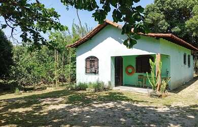 Imagem: A casa possui 2 Dormitórios, 1 Banheiro, 3 Vagas na garagem