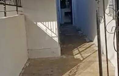 Imagem: A casa para alugar possui 1 Dormitório, 1 Banheiro e 40m²