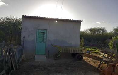 Imagem 1: Vende se uma casa. 27m² de Área