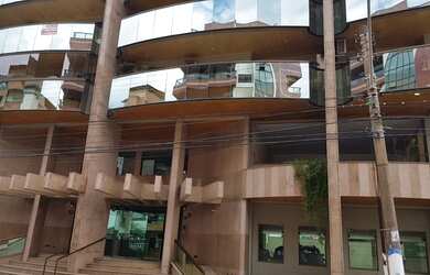 Imagem: O apartamento possui 3 Dormitórios, 3 Banheiros, 2 Vagas na