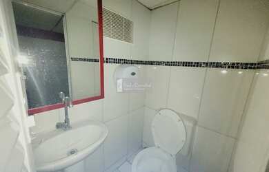 Imagem 8: GALPÃO alugando/vendendo no bairro de São Cristóvão 556m²