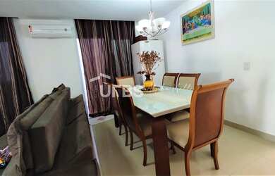 Imagem 5: LINDO SOBRADO. Piscina, Churrasqueira, Imóvel mobiliadoeAr-condicionado