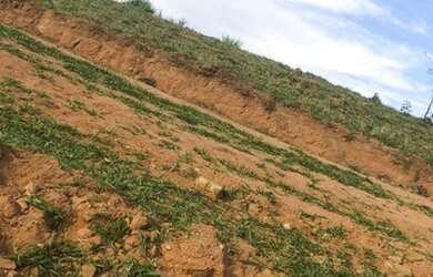 Imagem: O terreno possui 600m² de Área e está localizado em Caetetuba