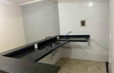 Imagem: O apartamento possui 2 Dormitórios, 1 Banheiro e 50m² de Área