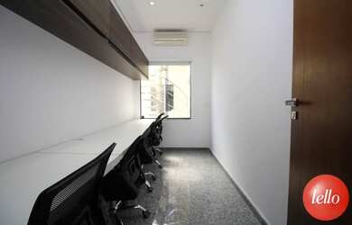 Imagem: O depósito possui 12m² de Área e está localizado em Jardim