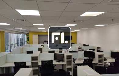 Imagem: O depósito possui 5 Vagas na garagem, 617m² de Área e está