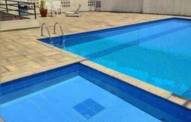 Imagem: O apartamento possui 3 Dormitórios, 1 Banheiro, 1 Vaga na garagem