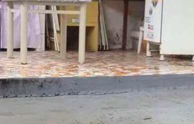 Imagem 2: JUNDIAÍ - Casa Padrão - JARDIM SANTA GERTRUDES