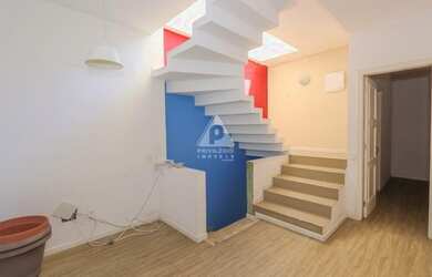 Imagem 2: CASA DE VILA EM BOTAFOGO. Churrasqueira, Ar-condicionado, 145m² de Áreae3...