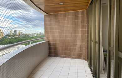 Imagem: O apartamento possui 4 Dormitórios, 4 Banheiros, 2 Vagas na