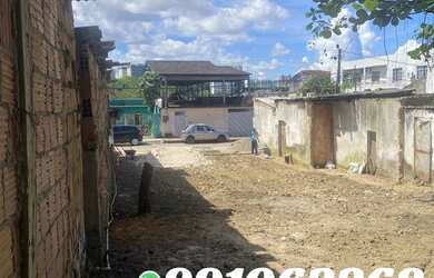 Imagem: O terreno à venda e está localizado em São Francisco, Manaus