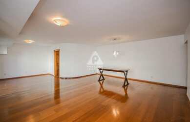 Imagem 1: Magnífico apto 3 quartos, 4 vagas na escritura no Leblon