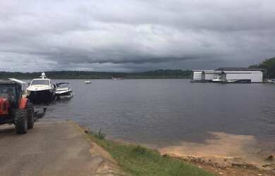 Imagem: O terreno possui 750m² de Área e está localizado em Ponta