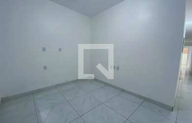 Imagem: A casa possui 2 Dormitórios, 2 Banheiros, 76m² de Área e