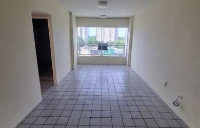 Imagem: O apartamento possui 2 Dormitórios, 2 Banheiros, 2 Vagas na