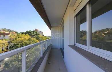 Imagem: O apartamento possui 2 Dormitórios, 2 Banheiros, 2 Vagas na