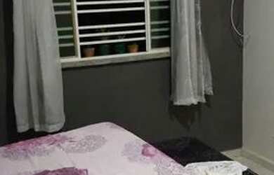 Imagem: A casa possui 2 Dormitórios, 1 Banheiro e está localizado