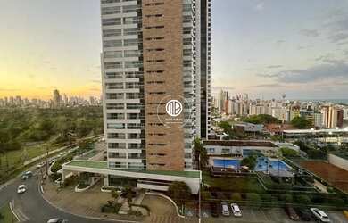 Imagem: O apartamento possui 4 Dormitórios, 5 Banheiros, 5 Vagas na