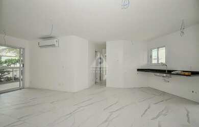 Imagem: O apartamento possui 3 Dormitórios, 2 Banheiros, 2 Vagas na