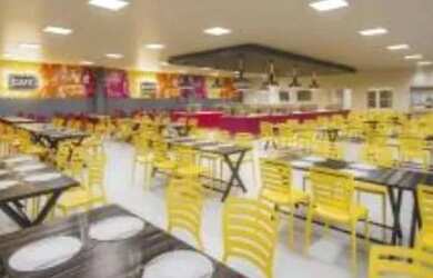 Imagem: O depósito possui 4 Vagas na garagem, 8.163m² de Área e