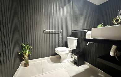 Imagem 7: Sala Comercial Ampla e Estruturada, com 4 Salas e Mezanino no Bigorrilho