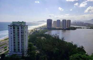 Imagem: O apartamento possui 2 Dormitórios, 2 Banheiros, 2 Vagas na