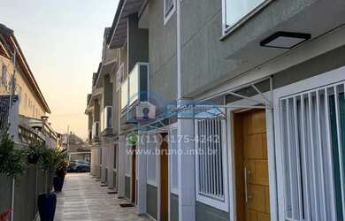 Imagem: A casa em condomínio possui 2 Dormitórios, 3 Banheiros, 1