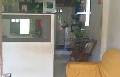 Imagem: A casa possui 2 Dormitórios, 1 Banheiro e Varanda e está localizado