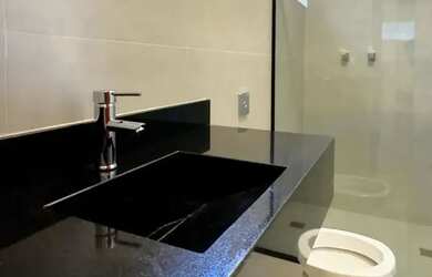 Imagem 7: Casa para venda possui 365 metros quadrados com 3 quartos