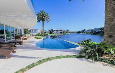 Imagem 14: Mansão beira lago com 8 suítes e piscina à venda, 953 m² - Condomínio...