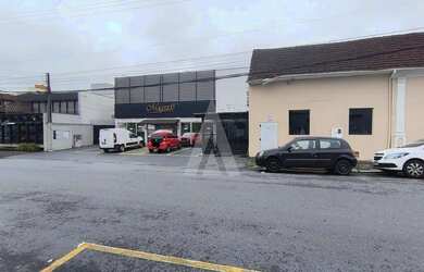 Imagem 2: Sala de loja Composta por 01 sala, mezanino e 02 lavabos sendo 01 para...