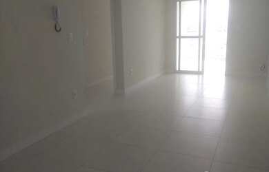 Imagem 3: Apartamento Semi Mobiliado com 02 Dormitórios sendo 01 Suíte no Centro...