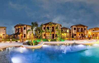 Imagem: A casa possui 2 Dormitórios, 2 Banheiros, 2 Vagas na garagem