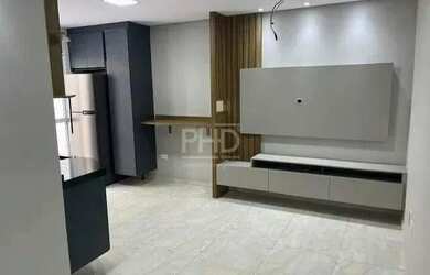 Imagem: O apartamento possui 2 Dormitórios, 1 Banheiro, 1 Vaga na garagem