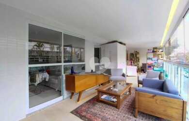 Imagem: O apartamento possui 3 Dormitórios, 3 Banheiros, 2 Vagas na