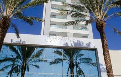 Imagem: O apartamento possui 3 Dormitórios, 2 Banheiros, 1 Vaga na