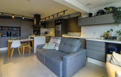 Imagem: O apartamento possui 2 Dormitórios, 2 Banheiros, 1 Vaga na