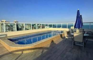 Imagem: O apartamento possui 3 Dormitórios, 1 Banheiro, 2 Vagas na