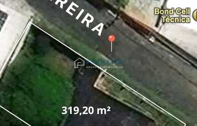 Imagem: O terreno à venda possui e está localizado em São Francisco