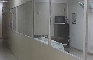 Imagem: O depósito possui 1 Vaga na garagem, 170m² de Área e está